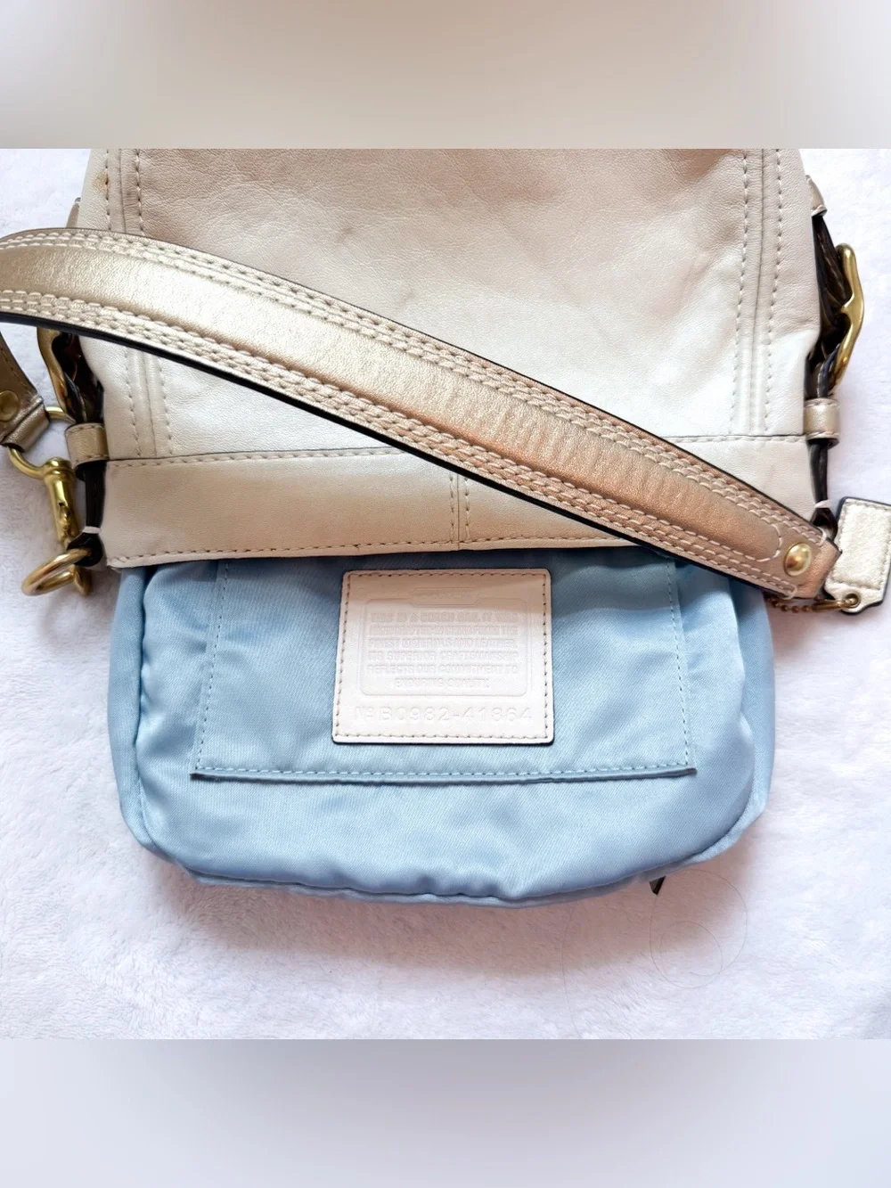 Coach Zoe Y2K White Pearl / Gold Leather Mini Hobo Shoulder Bag 2009 EUC 41864 - Picture 13 of 15